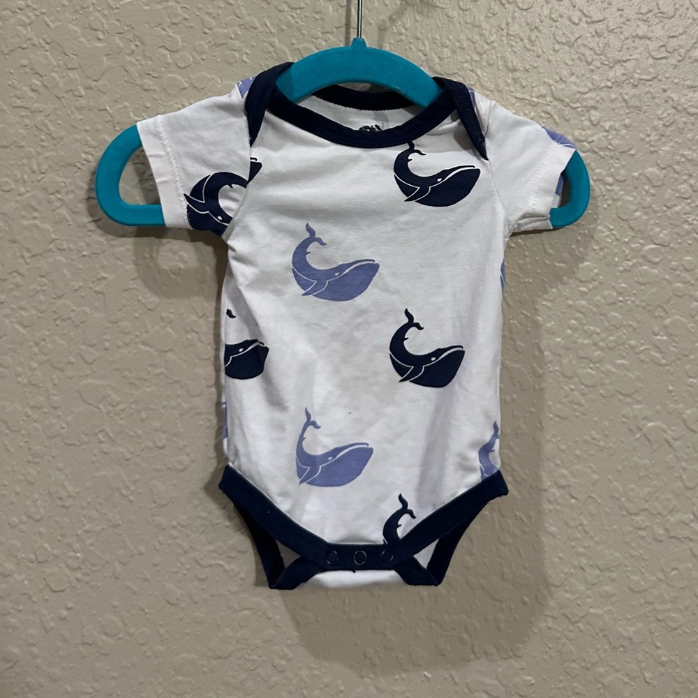 💙5/$25💙Monica + Andy Whale Onesie